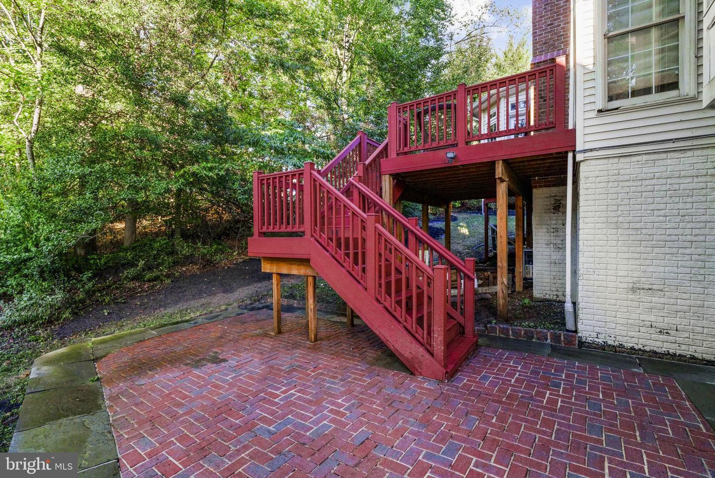 7854 BRESSINGHAM DR, FAIRFAX STATION, Virginia 22039, 5 Bedrooms Bedrooms, 14 Rooms Rooms,4 BathroomsBathrooms,Residential,For sale,7854 BRESSINGHAM DR,VAFX2206276 MLS # VAFX2206276