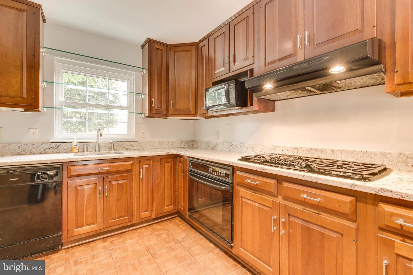 2404 CAMERON MILLS RD, ALEXANDRIA, Virginia 22302, 3 Bedrooms Bedrooms, ,2 BathroomsBathrooms,Residential,For sale,2404 CAMERON MILLS RD,VAAX2039010 MLS # VAAX2039010