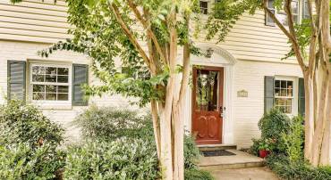 2404 CAMERON MILLS RD, ALEXANDRIA, Virginia 22302, 3 Bedrooms Bedrooms, ,2 BathroomsBathrooms,Residential,For sale,2404 CAMERON MILLS RD,VAAX2039010 MLS # VAAX2039010