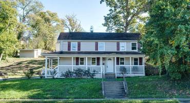 5717 TELEGRAPH RD, ALEXANDRIA, Virginia 22303, 4 Bedrooms Bedrooms, ,2 BathroomsBathrooms,Residential,For sale,5717 TELEGRAPH RD,VAFX2207028 MLS # VAFX2207028