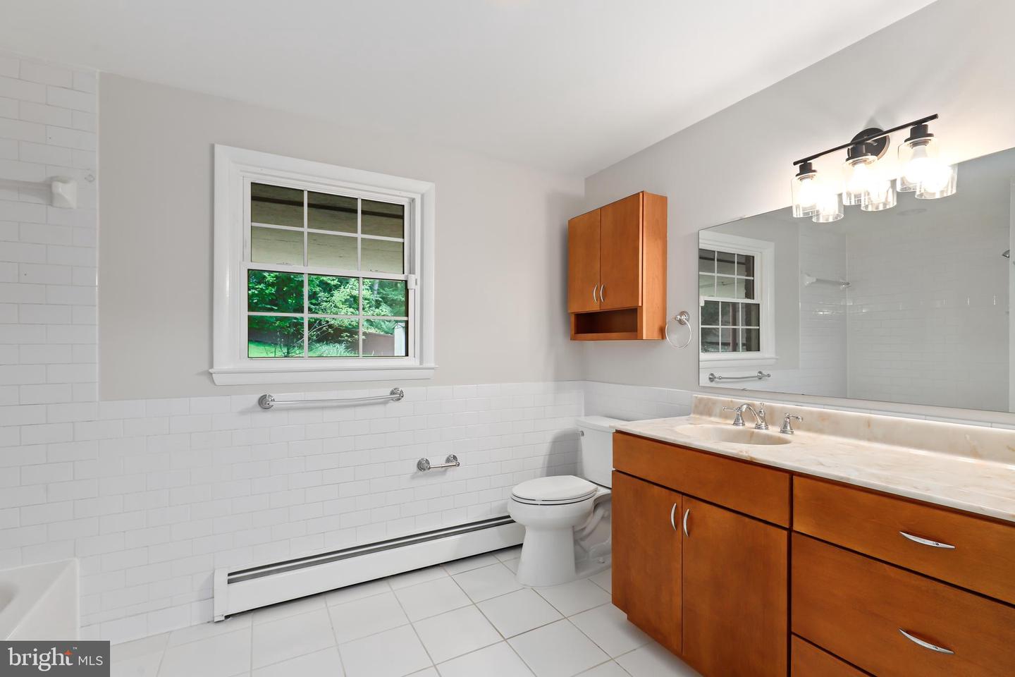 4921 TUNLAW ST, ALEXANDRIA, Virginia 22312, 5 Bedrooms Bedrooms, ,3 BathroomsBathrooms,Residential,For sale,4921 TUNLAW ST,VAFX2181646 MLS # VAFX2181646