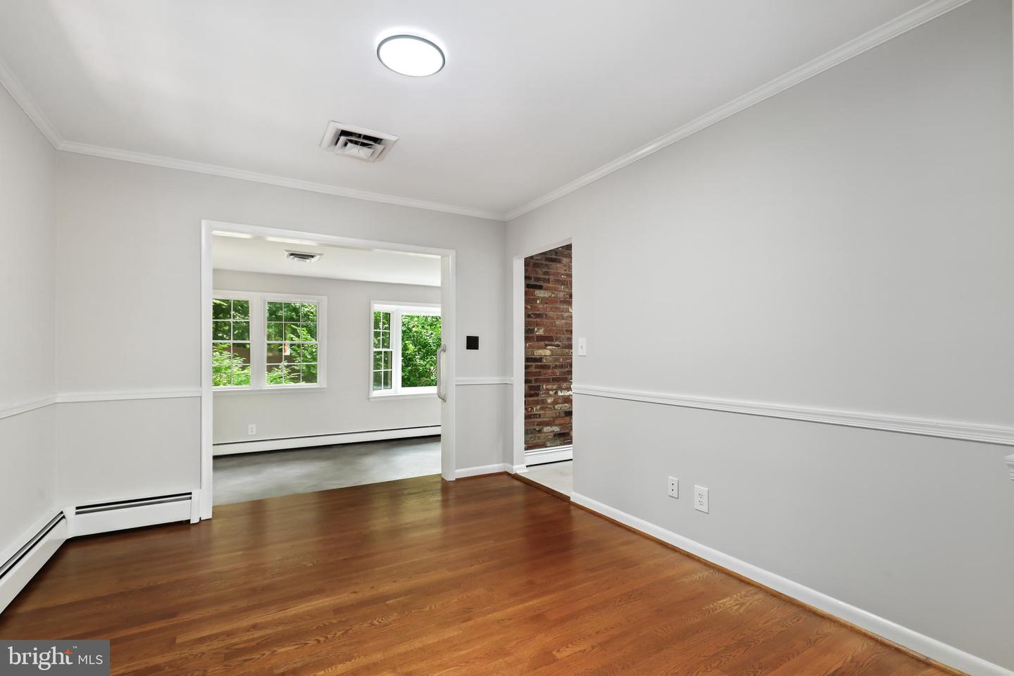 4921 TUNLAW ST, ALEXANDRIA, Virginia 22312, 5 Bedrooms Bedrooms, ,3 BathroomsBathrooms,Residential,For sale,4921 TUNLAW ST,VAFX2181646 MLS # VAFX2181646