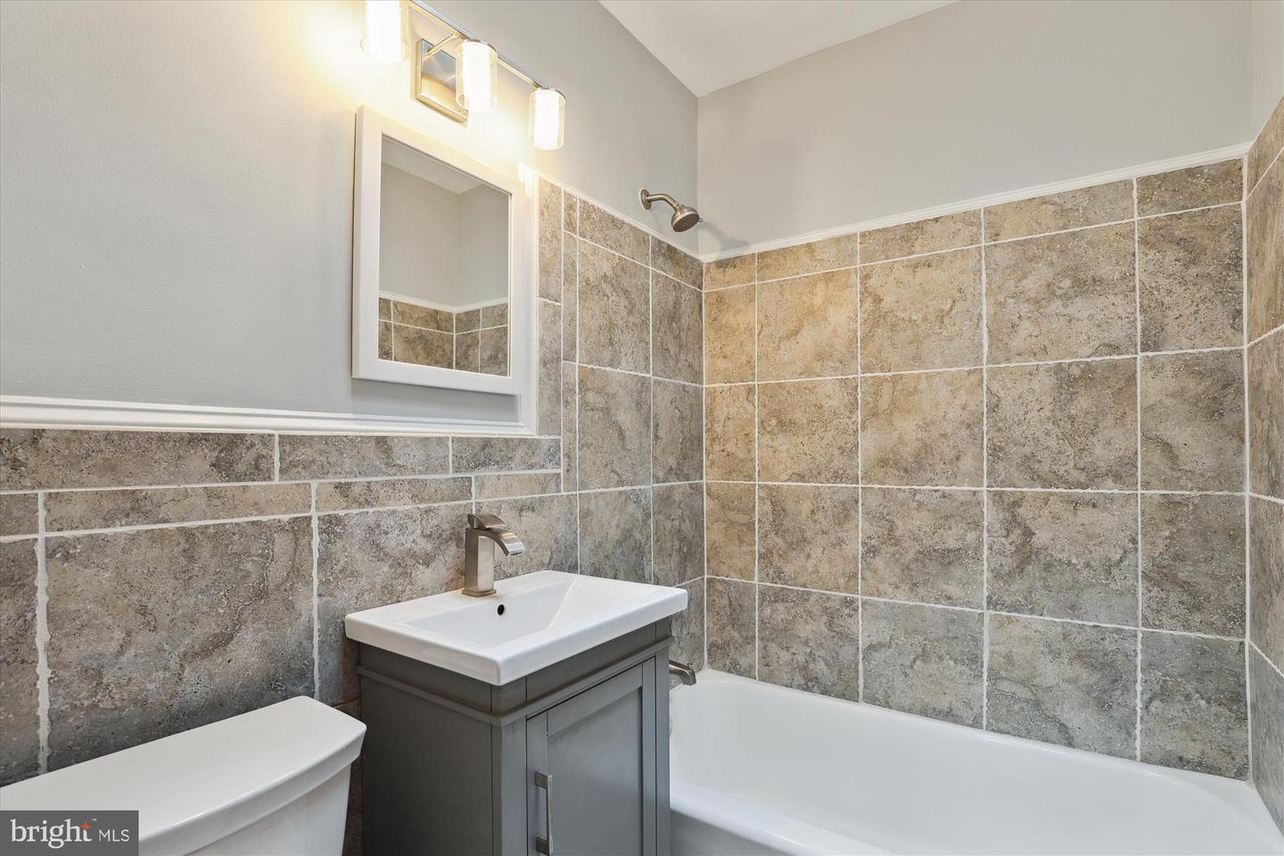 32 BURNS ST NE, WASHINGTON, District Of Columbia 20019, 3 Bedrooms Bedrooms, ,1 BathroomBathrooms,Residential,For sale,32 BURNS ST NE,DCDC2151656 MLS # DCDC2151656