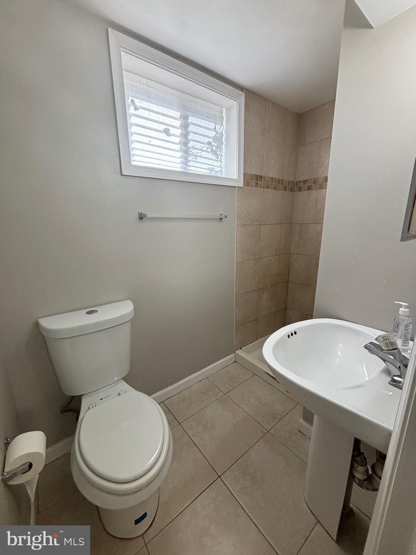 5621 EADS ST NE, WASHINGTON, District Of Columbia 20019, 2 Bedrooms Bedrooms, ,2 BathroomsBathrooms,Residential,For sale,5621 EADS ST NE,DCDC2165248 MLS # DCDC2165248