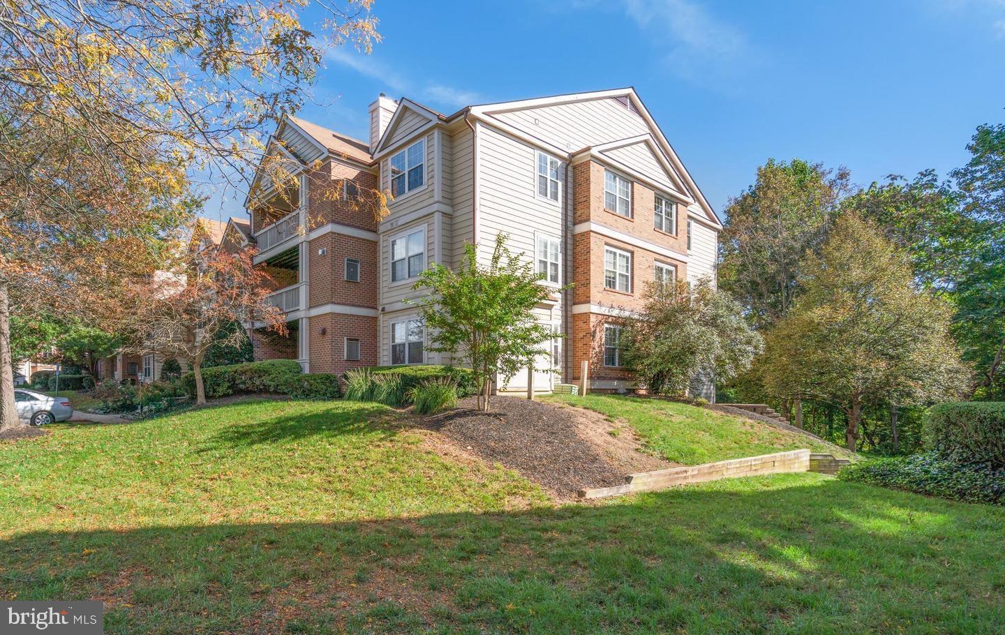 7511 ASHBY LN #E, ALEXANDRIA, Virginia 22315, 2 Bedrooms Bedrooms, ,2 BathroomsBathrooms,Residential,For sale,7511 ASHBY LN #E,VAFX2207076 MLS # VAFX2207076