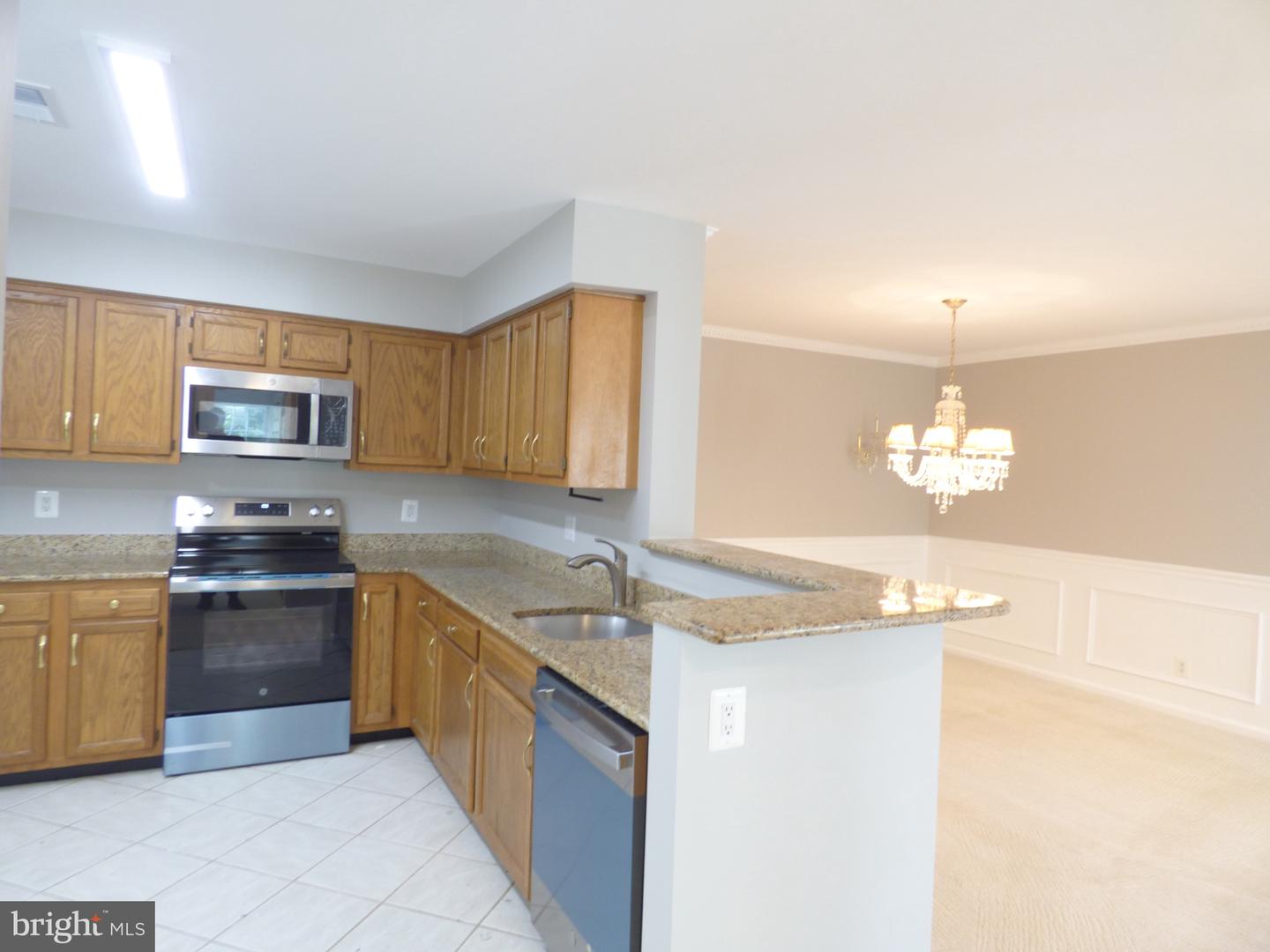 7511 ASHBY LN #E, ALEXANDRIA, Virginia 22315, 2 Bedrooms Bedrooms, ,2 BathroomsBathrooms,Residential,For sale,7511 ASHBY LN #E,VAFX2207076 MLS # VAFX2207076