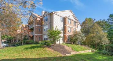 7511 ASHBY LN #E, ALEXANDRIA, Virginia 22315, 2 Bedrooms Bedrooms, ,2 BathroomsBathrooms,Residential,For sale,7511 ASHBY LN #E,VAFX2207076 MLS # VAFX2207076