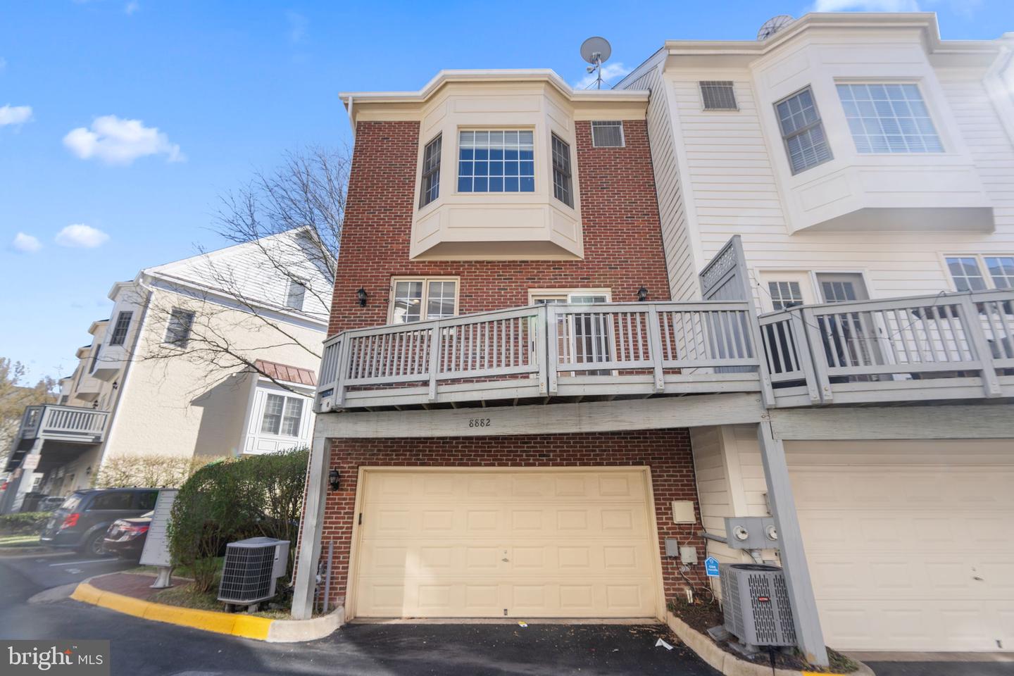 8882 ASHGROVE HOUSE LN, VIENNA, Virginia 22182, 3 Bedrooms Bedrooms, ,3 BathroomsBathrooms,Residential,For sale,8882 ASHGROVE HOUSE LN,VAFX2168612 MLS # VAFX2168612