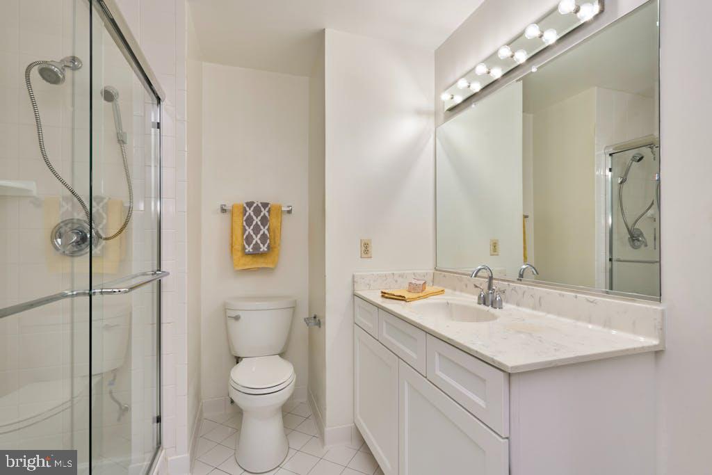 2670 CENTENNIAL CT, ALEXANDRIA, Virginia 22311, 3 Bedrooms Bedrooms, ,3 BathroomsBathrooms,Residential,For sale,2670 CENTENNIAL CT,VAAX2036610 MLS # VAAX2036610