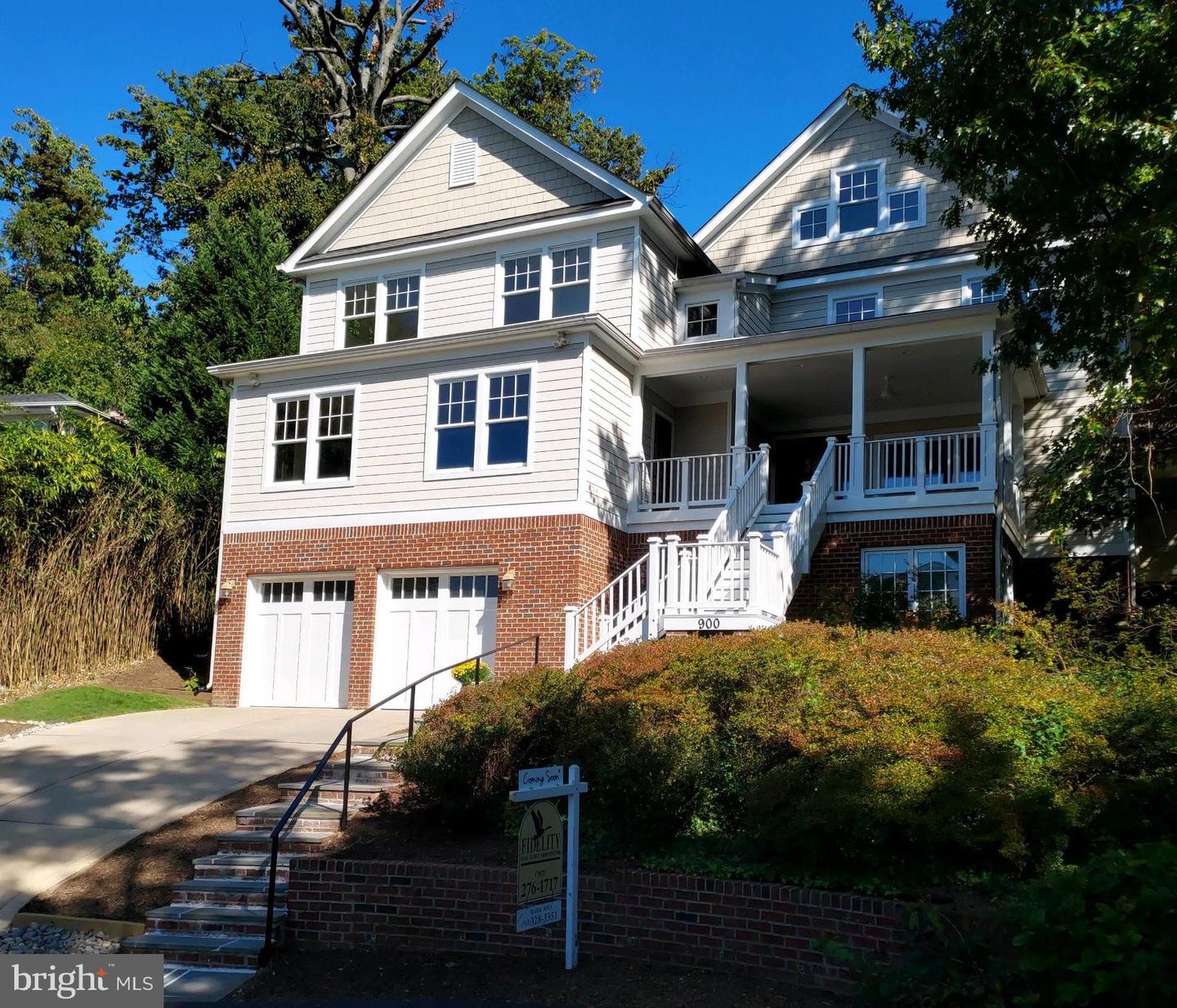 900 28TH ST S, ARLINGTON, Virginia 22202, 6 Bedrooms Bedrooms, ,5 BathroomsBathrooms,Residential,For sale,900 28TH ST S,VAAR2049954 MLS # VAAR2049954