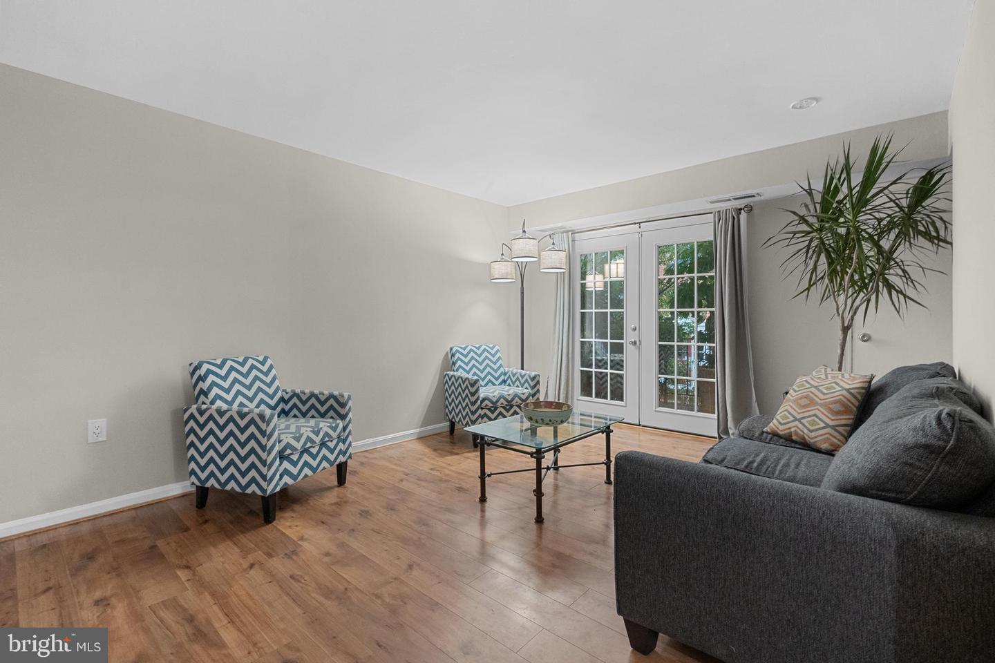 432 N ARMISTEAD ST #103, ALEXANDRIA, Virginia 22312, 2 Bedrooms Bedrooms, 3 Rooms Rooms,1 BathroomBathrooms,Residential,For sale,432 N ARMISTEAD ST #103,VAAX2036816 MLS # VAAX2036816