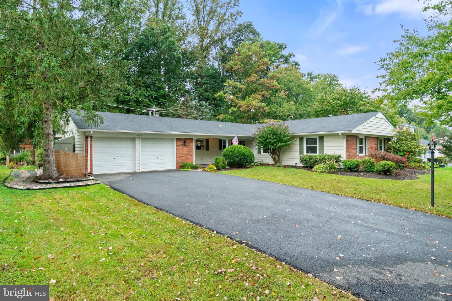 12825 MELVILLE LN, FAIRFAX, Virginia 22033, 4 Bedrooms Bedrooms, ,2 BathroomsBathrooms,Residential,For sale,12825 MELVILLE LN,VAFX2196252 MLS # VAFX2196252