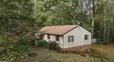 4194 GOLDMINE RD, GOLDVEIN, Virginia 22720, 3 Bedrooms Bedrooms, ,3 BathroomsBathrooms,Residential,For sale,4194 GOLDMINE RD,VAFQ2014254 MLS # VAFQ2014254