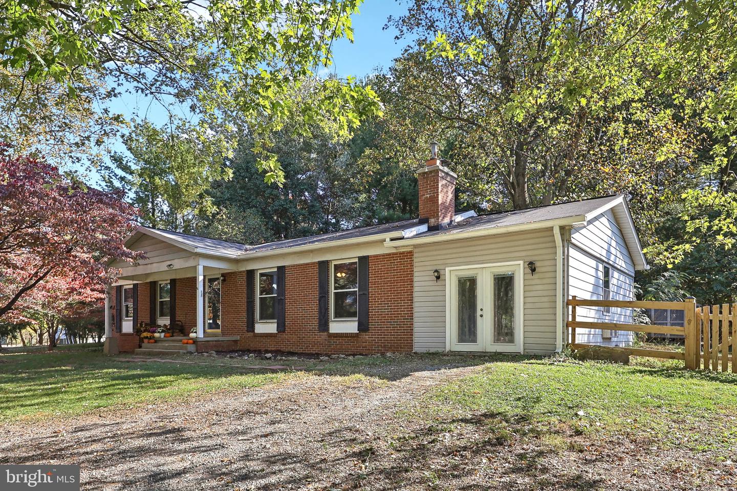 11318 RUSSELL RD, HILLSBORO, Virginia 20132, 3 Bedrooms Bedrooms, ,2 BathroomsBathrooms,Residential,For sale,11318 RUSSELL RD,VALO2081952 MLS # VALO2081952