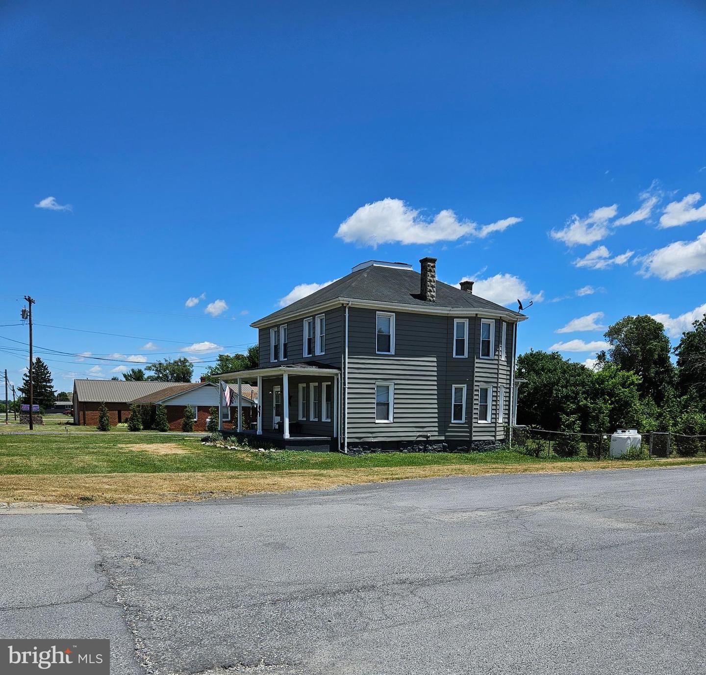 2558 MARTINSBURG PIKE, STEPHENSON, Virginia 22656, 4 Bedrooms Bedrooms, ,1 BathroomBathrooms,Residential,For sale,2558 MARTINSBURG PIKE,VAFV2017426 MLS # VAFV2017426