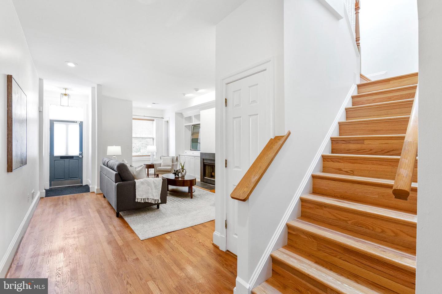 431 4TH ST NE, WASHINGTON, District Of Columbia 20002, 4 Bedrooms Bedrooms, ,3 BathroomsBathrooms,Residential,For sale,431 4TH ST NE,DCDC2163318 MLS # DCDC2163318