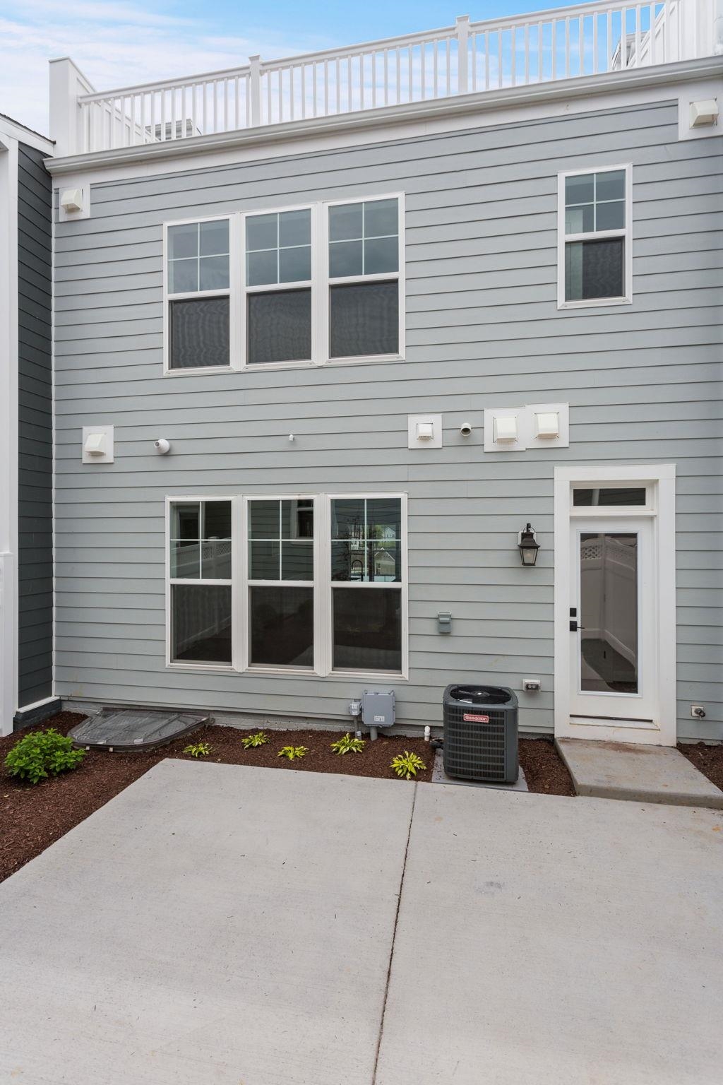 3251 PRESTON SHORE DR, ROCKINGHAM, Virginia 22801, 3 Bedrooms Bedrooms, ,3 BathroomsBathrooms,Residential,3251 PRESTON SHORE DR,658081 MLS # 658081