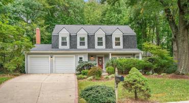 6285 GENTLE LN, ALEXANDRIA, Virginia 22310, 4 Bedrooms Bedrooms, ,2 BathroomsBathrooms,Residential,For sale,6285 GENTLE LN,VAFX2206618 MLS # VAFX2206618