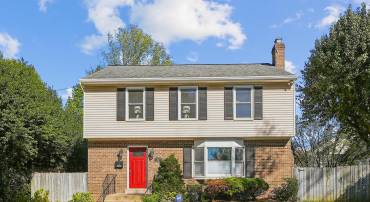 2511 N BUCHANAN ST, ARLINGTON, Virginia 22207, 4 Bedrooms Bedrooms, ,3 BathroomsBathrooms,Residential,For sale,2511 N BUCHANAN ST,VAAR2049878 MLS # VAAR2049878