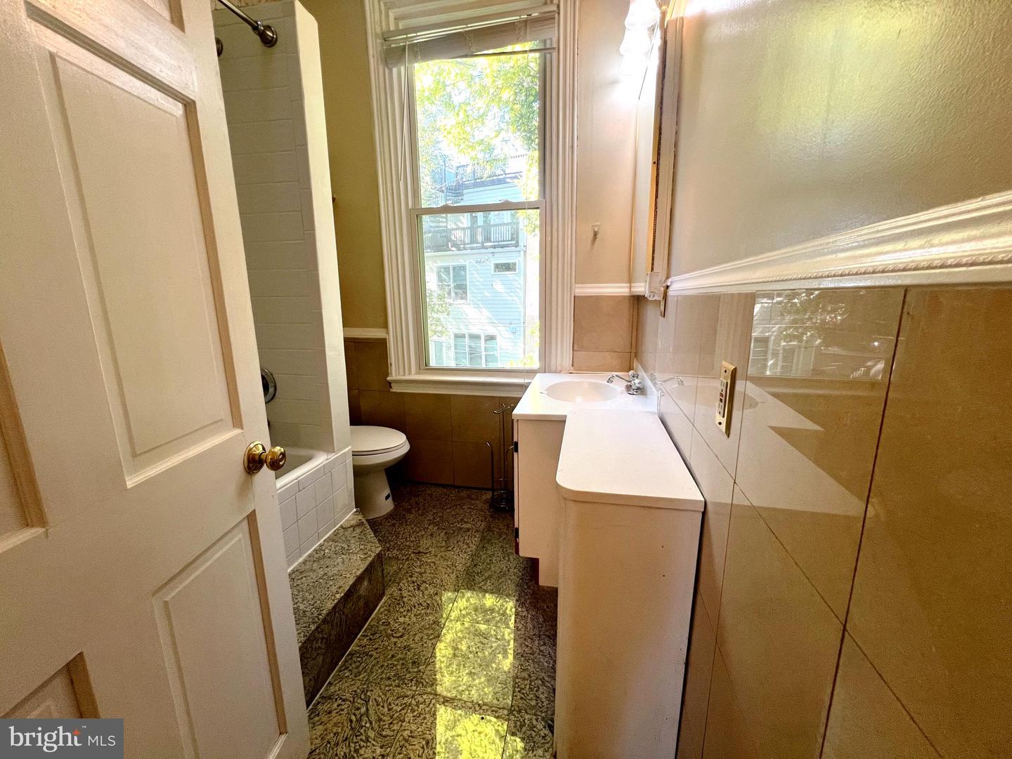 1244 NEW JERSEY AVE NW, WASHINGTON, District Of Columbia 20001, 4 Bedrooms Bedrooms, ,3 BathroomsBathrooms,Residential,For sale,1244 NEW JERSEY AVE NW,DCDC2165456 MLS # DCDC2165456