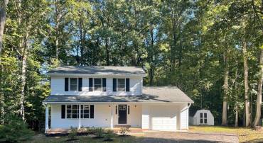 10709 HEAVENWOOD CT, SPOTSYLVANIA, Virginia 22553, 3 Bedrooms Bedrooms, ,2 BathroomsBathrooms,Residential,For sale,10709 HEAVENWOOD CT,VASP2028754 MLS # VASP2028754