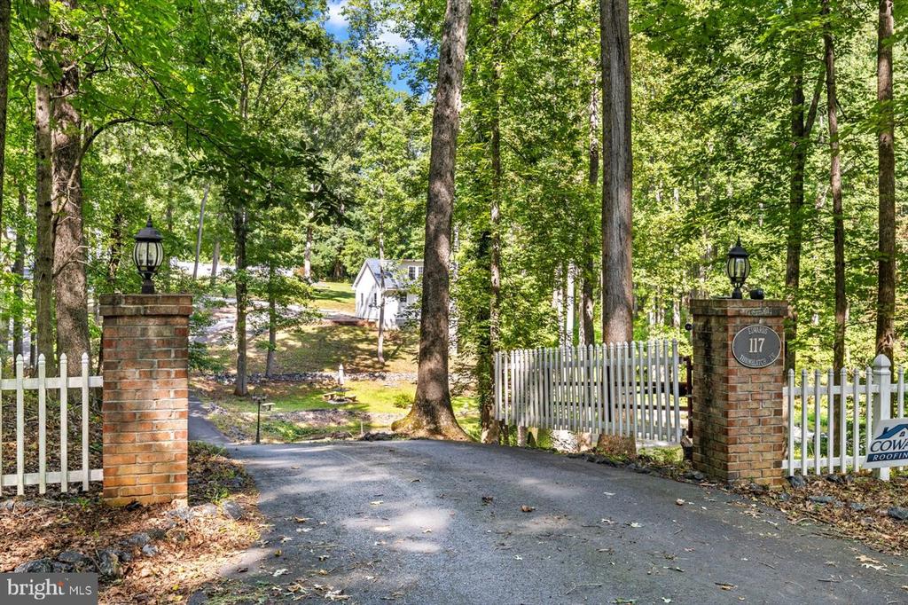 117 THUMB LATCH LN, MADISON, Virginia 22727, 4 Bedrooms Bedrooms, ,2 BathroomsBathrooms,Residential,117 THUMB LATCH LN,VAMA2001860 MLS # VAMA2001860