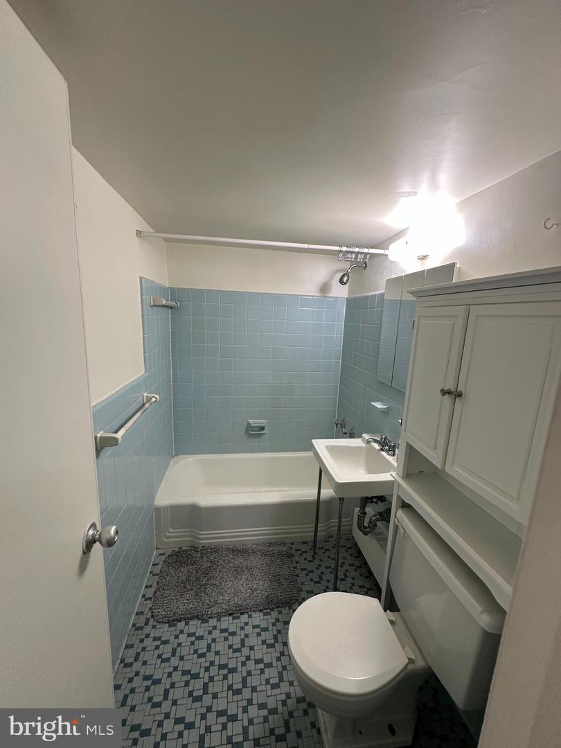 940 25TH ST NW #705S, WASHINGTON, District Of Columbia 20037, 1 Room Rooms,1 BathroomBathrooms,Residential,For sale,940 25TH ST NW #705S,DCDC2164974 MLS # DCDC2164974