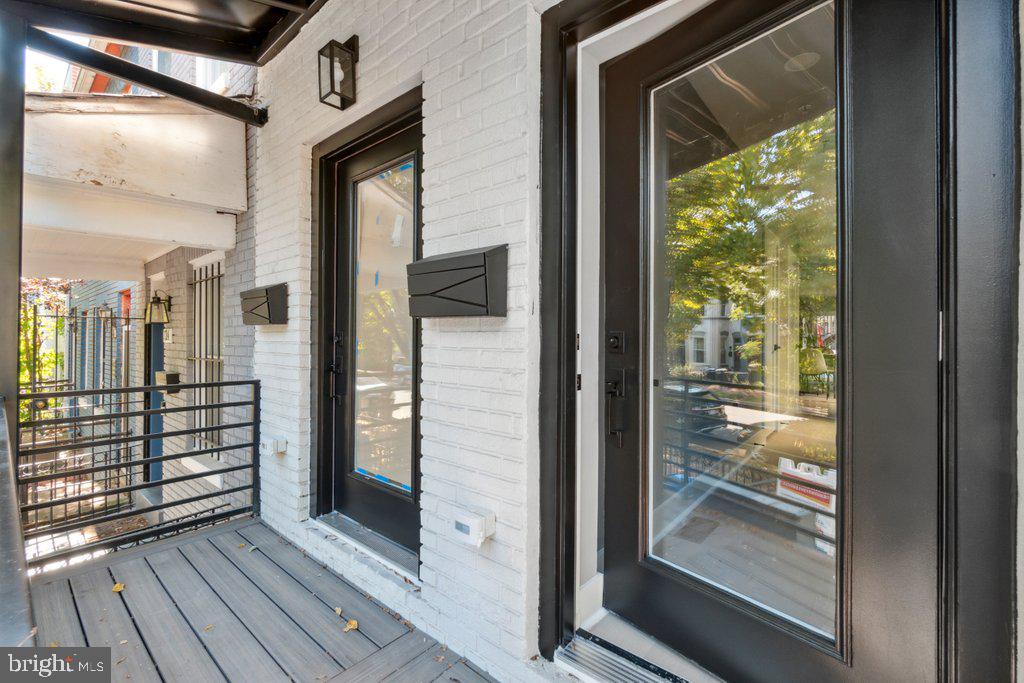 726 11TH ST NE, WASHINGTON, District Of Columbia 20002, 3 Bedrooms Bedrooms, ,2 BathroomsBathrooms,Residential,For sale,726 11TH ST NE,DCDC2165662 MLS # DCDC2165662