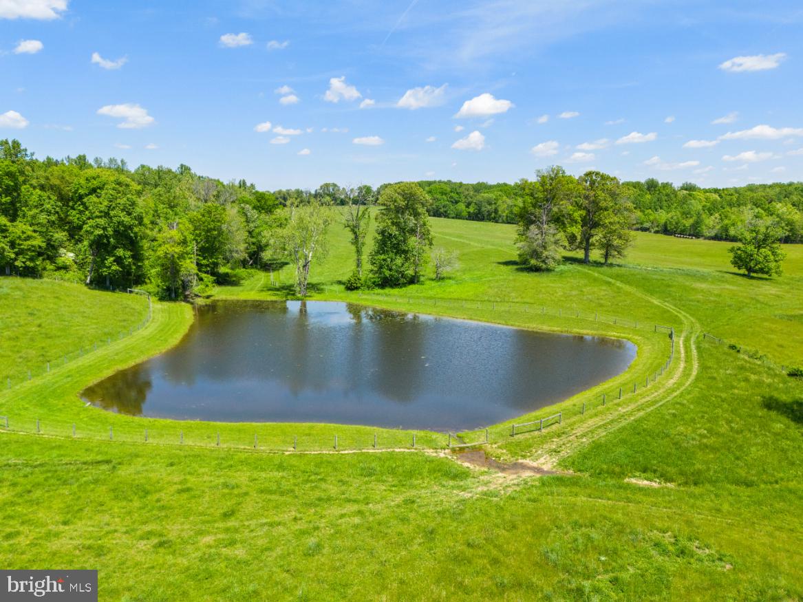 HAWTHORNE FARM RD, ORLEAN, Virginia 20128, ,Farm,For sale,HAWTHORNE FARM RD,VAFQ2014406 MLS # VAFQ2014406