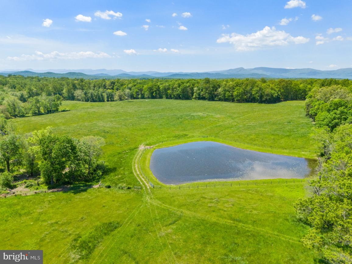 HAWTHORNE FARM RD, ORLEAN, Virginia 20128, ,Farm,For sale,HAWTHORNE FARM RD,VAFQ2014406 MLS # VAFQ2014406