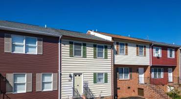 814 VINE ST, HARRISONBURG, Virginia 22802, 2 Bedrooms Bedrooms, ,1 BathroomBathrooms,Residential,814 VINE ST,658103 MLS # 658103