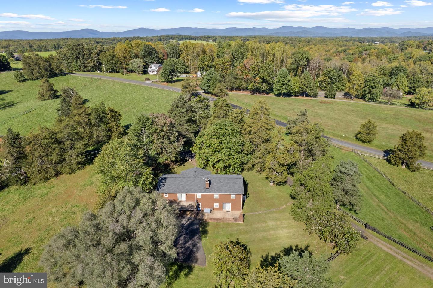 482 BEAUTIFUL RUN RD, ARODA, Virginia 22709, 3 Bedrooms Bedrooms, ,2 BathroomsBathrooms,Residential,For sale,482 BEAUTIFUL RUN RD,VAMA2001928 MLS # VAMA2001928