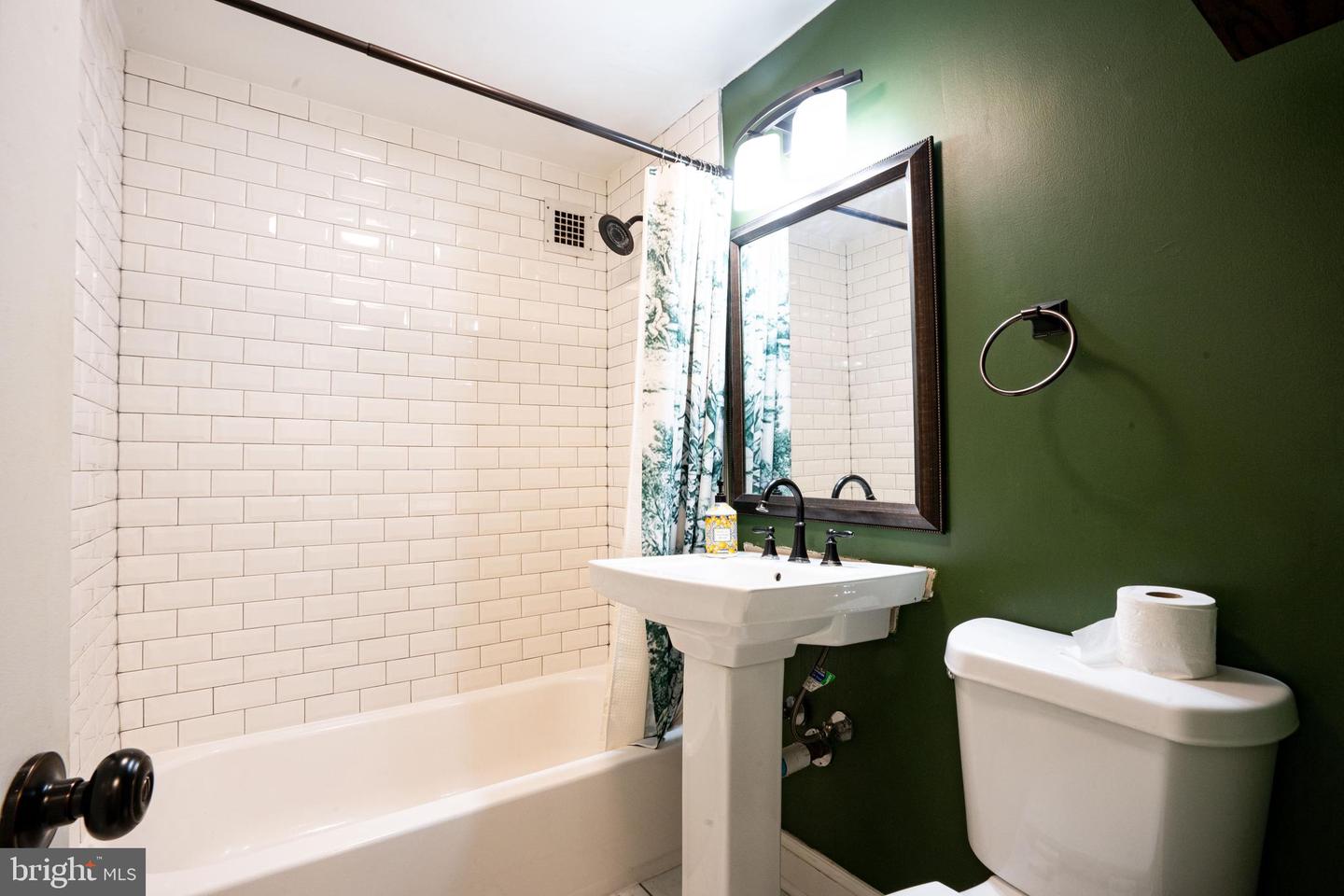 1301 DELAWARE AVE SW #S136, WASHINGTON, District Of Columbia 20024, ,1 BathroomBathrooms,Residential,For sale,1301 DELAWARE AVE SW #S136,DCDC2165798 MLS # DCDC2165798