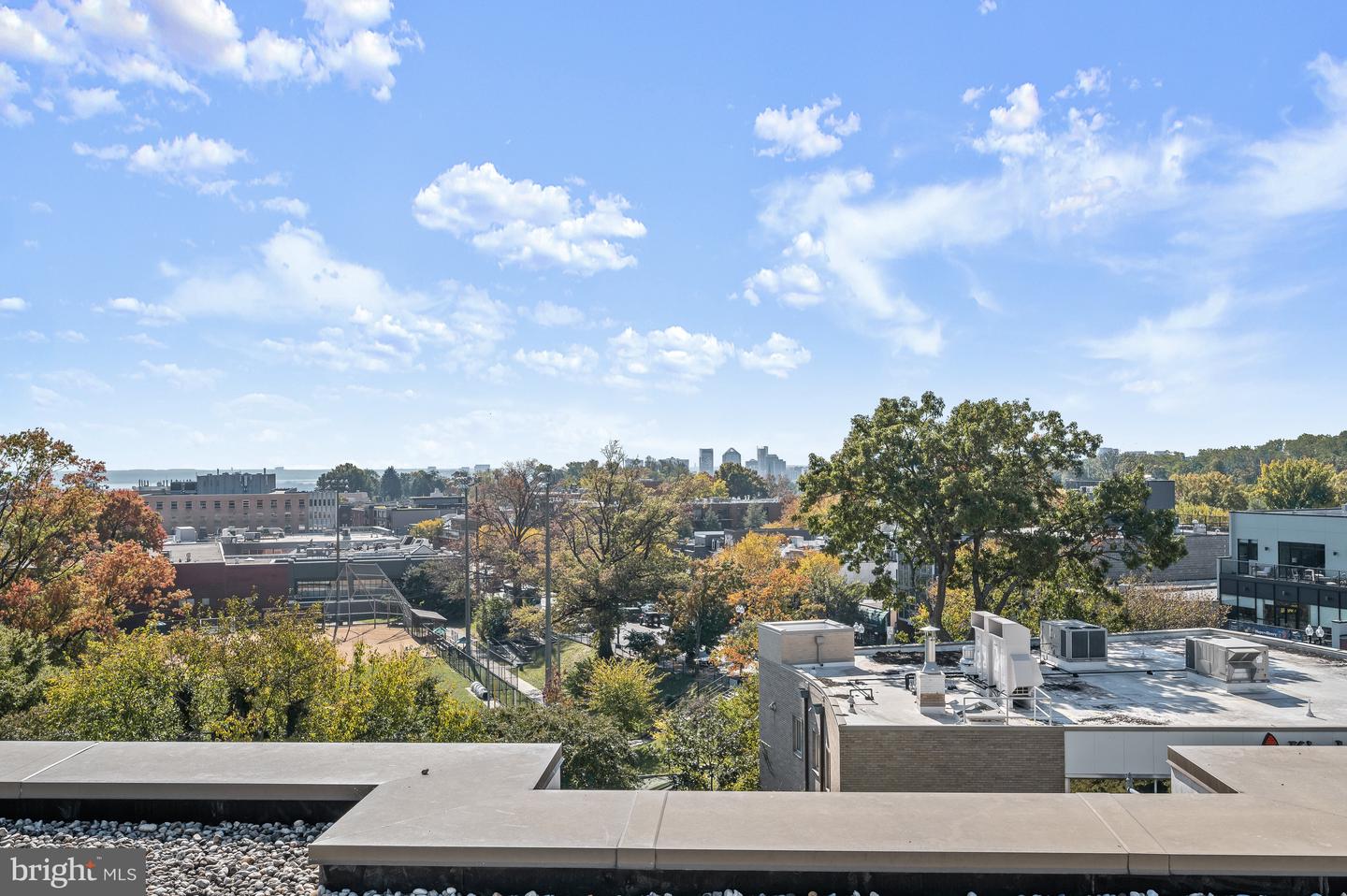 2501 WISCONSIN AVE NW #207, WASHINGTON, District Of Columbia 20007, 2 Bedrooms Bedrooms, ,2 BathroomsBathrooms,Residential,For sale,2501 WISCONSIN AVE NW #207,DCDC2163378 MLS # DCDC2163378