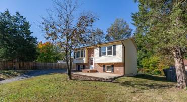 10 SCHOOLER CT, FREDERICKSBURG, Virginia 22407, 4 Bedrooms Bedrooms, ,2 BathroomsBathrooms,Residential,For sale,10 SCHOOLER CT,VASP2028780 MLS # VASP2028780