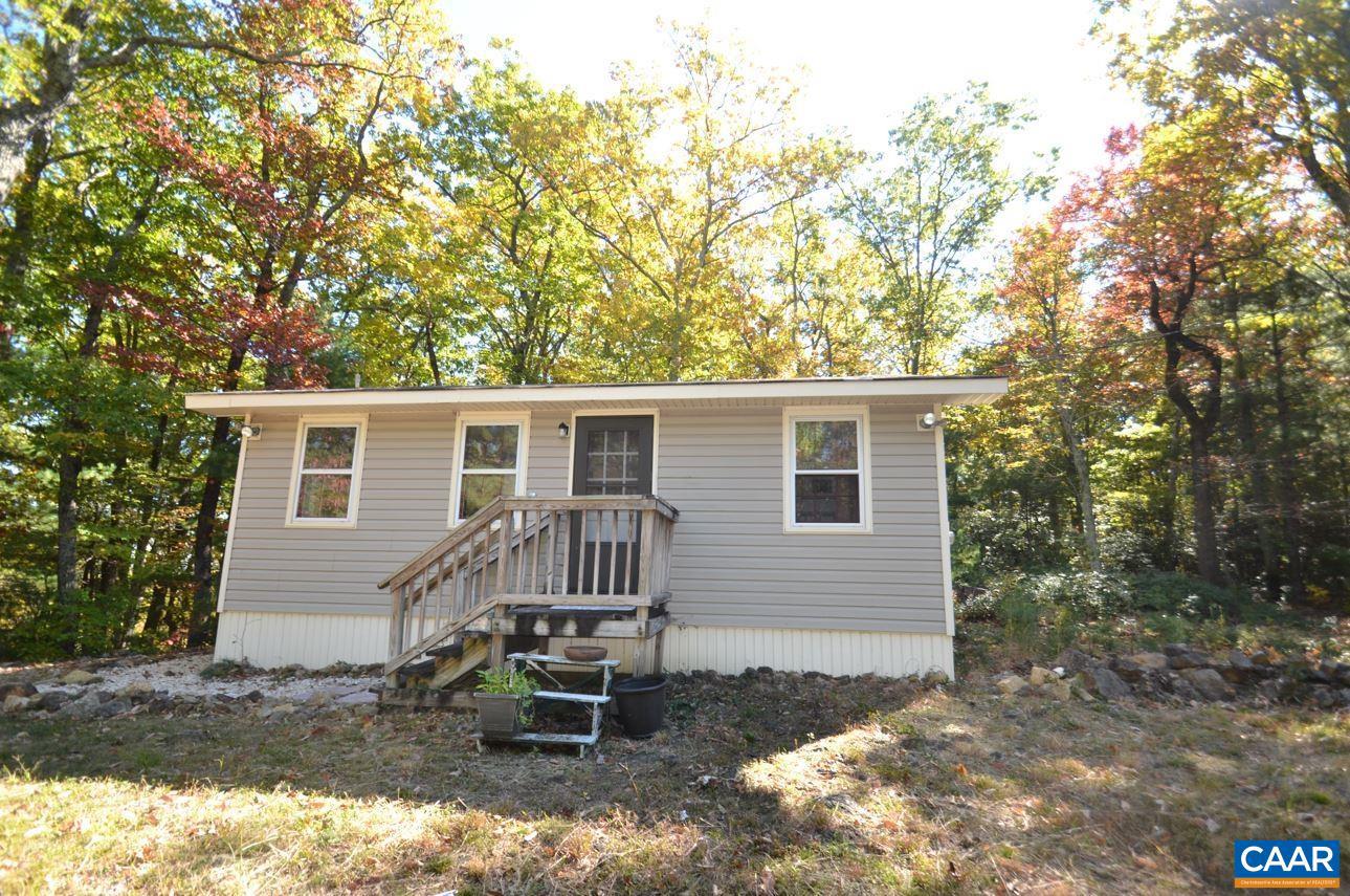 283 GHOST RDG, STANARDSVILLE, Virginia 22973, 2 Bedrooms Bedrooms, ,1 BathroomBathrooms,Residential,For sale,283 GHOST RDG,658123 MLS # 658123