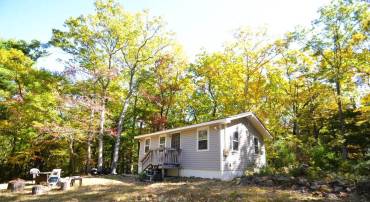 283 GHOST RDG, STANARDSVILLE, Virginia 22973, 2 Bedrooms Bedrooms, ,1 BathroomBathrooms,Residential,For sale,283 GHOST RDG,658123 MLS # 658123