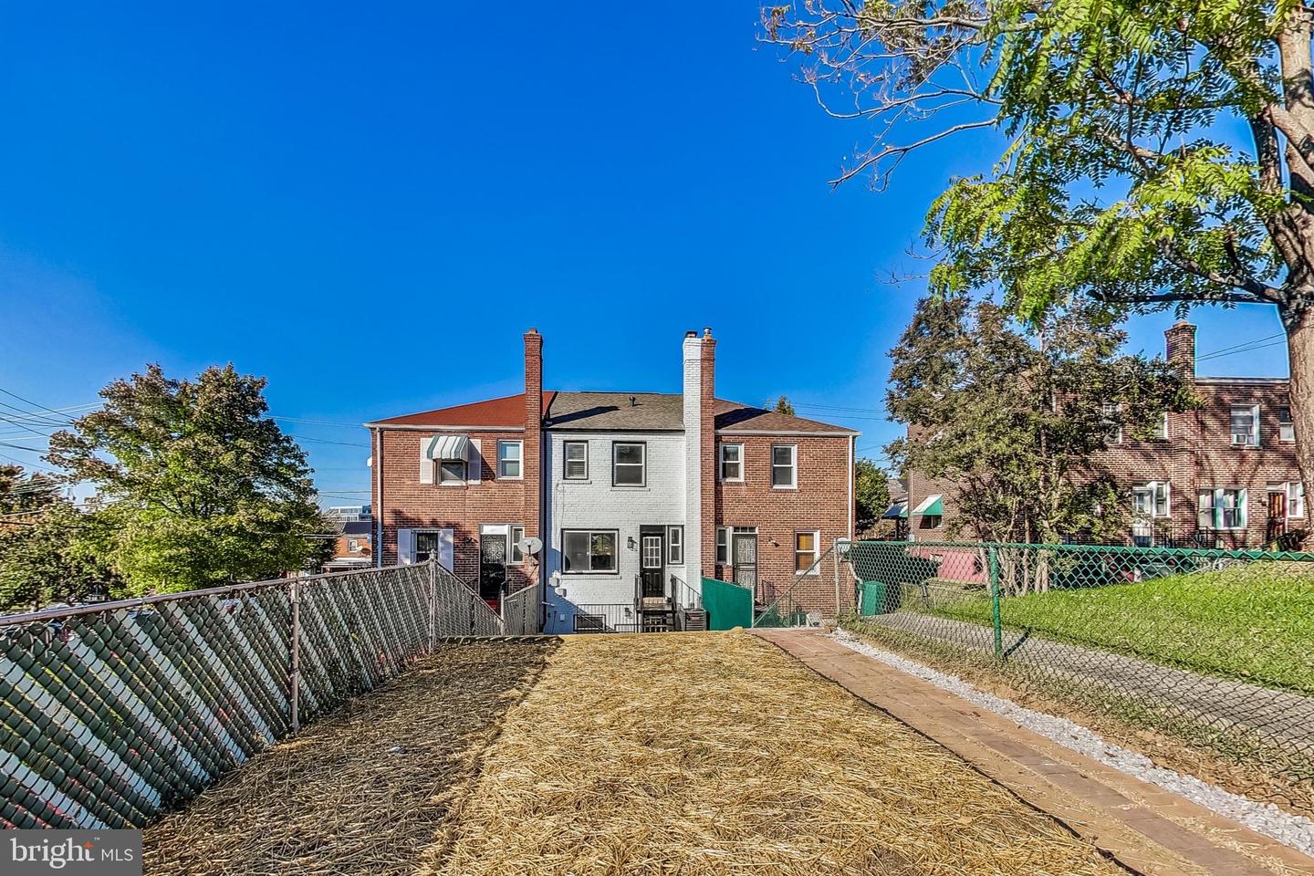 3903 BLAINE ST NE, WASHINGTON, District Of Columbia 20019, 3 Bedrooms Bedrooms, ,2 BathroomsBathrooms,Residential,For sale,3903 BLAINE ST NE,DCDC2165842 MLS # DCDC2165842