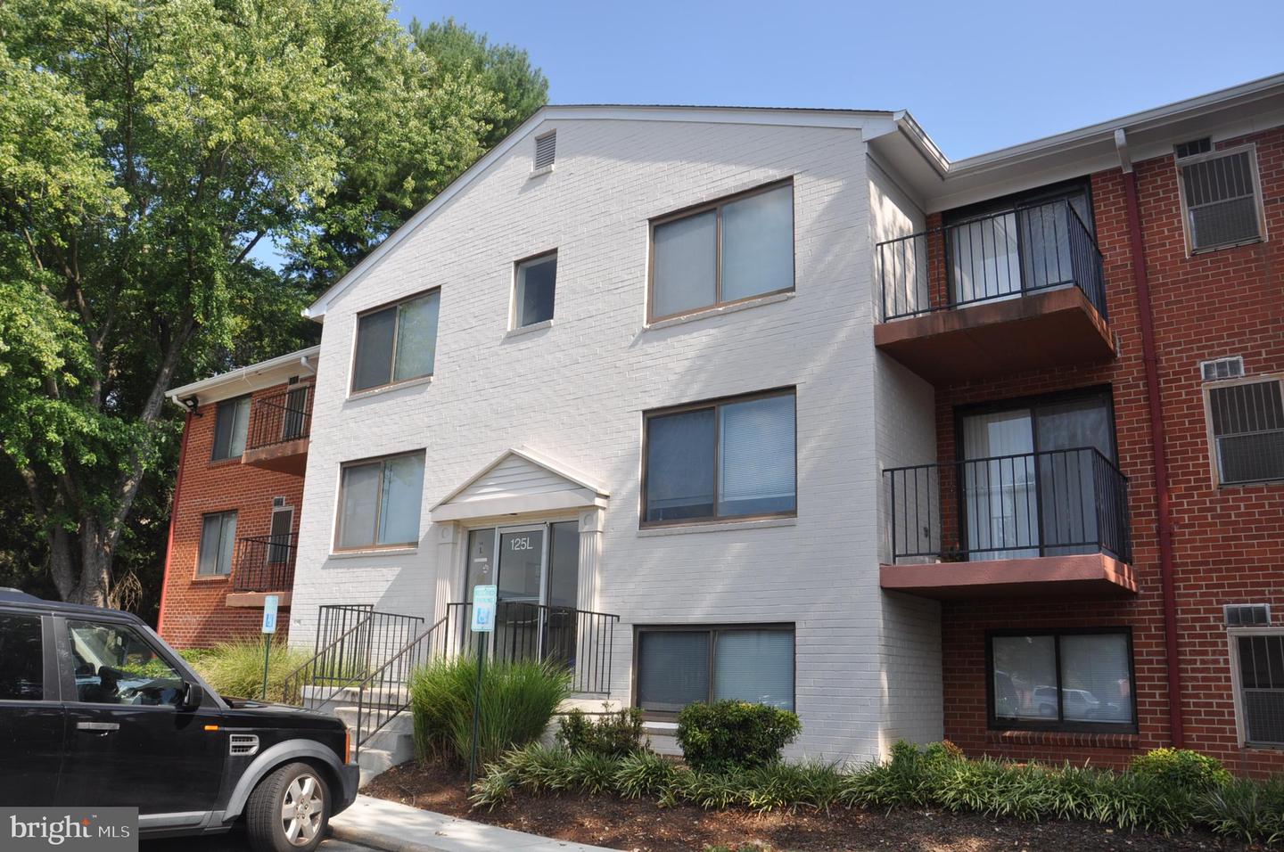 125-L CLUBHOUSE DR SW #8, LEESBURG, Virginia 20175, 1 Bedroom Bedrooms, ,1 BathroomBathrooms,Residential,For sale,125-L CLUBHOUSE DR SW #8,VALO2078890 MLS # VALO2078890