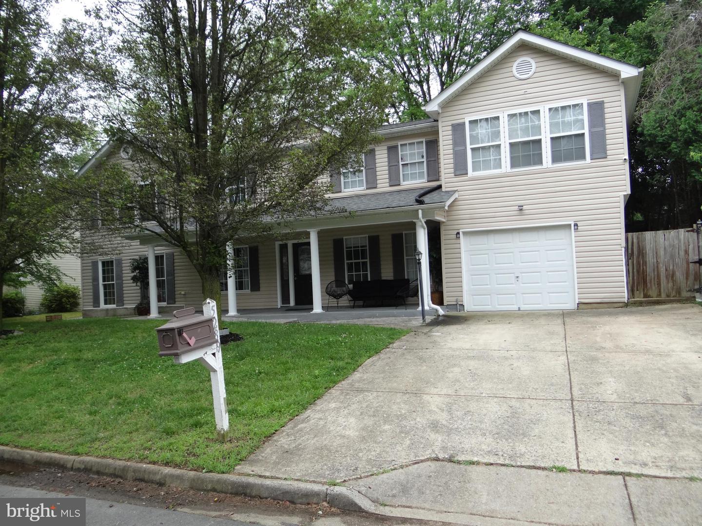 5289 SUDBERRY LN, WOODBRIDGE, Virginia 22193, 5 Bedrooms Bedrooms, ,2 BathroomsBathrooms,Residential,For sale,5289 SUDBERRY LN,VAPW2081852 MLS # VAPW2081852