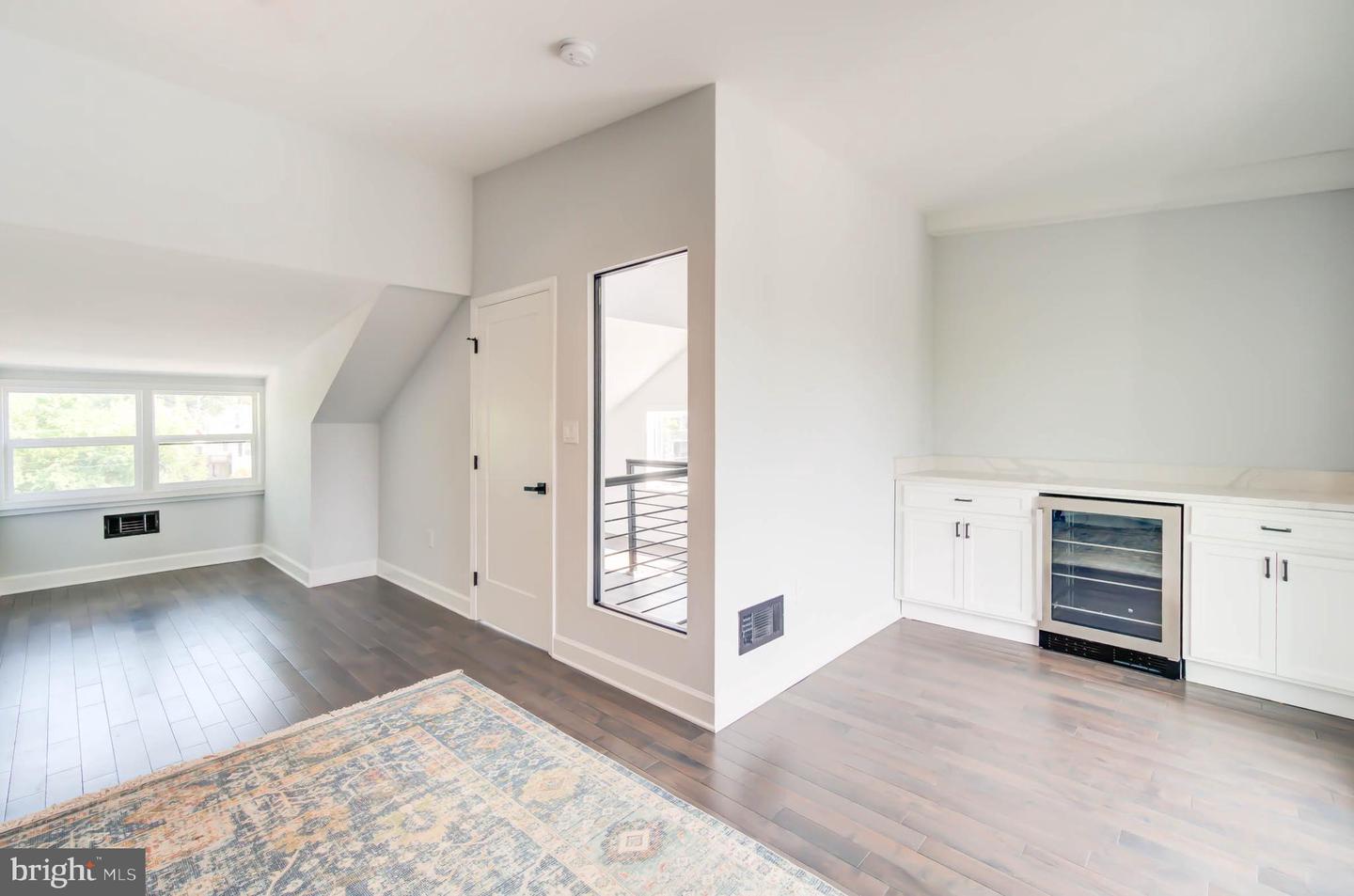 2804 RHODE ISLAND AVE NE, WASHINGTON, District Of Columbia 20018, 6 Bedrooms Bedrooms, ,5 BathroomsBathrooms,Residential,For sale,2804 RHODE ISLAND AVE NE,DCDC2165854 MLS # DCDC2165854