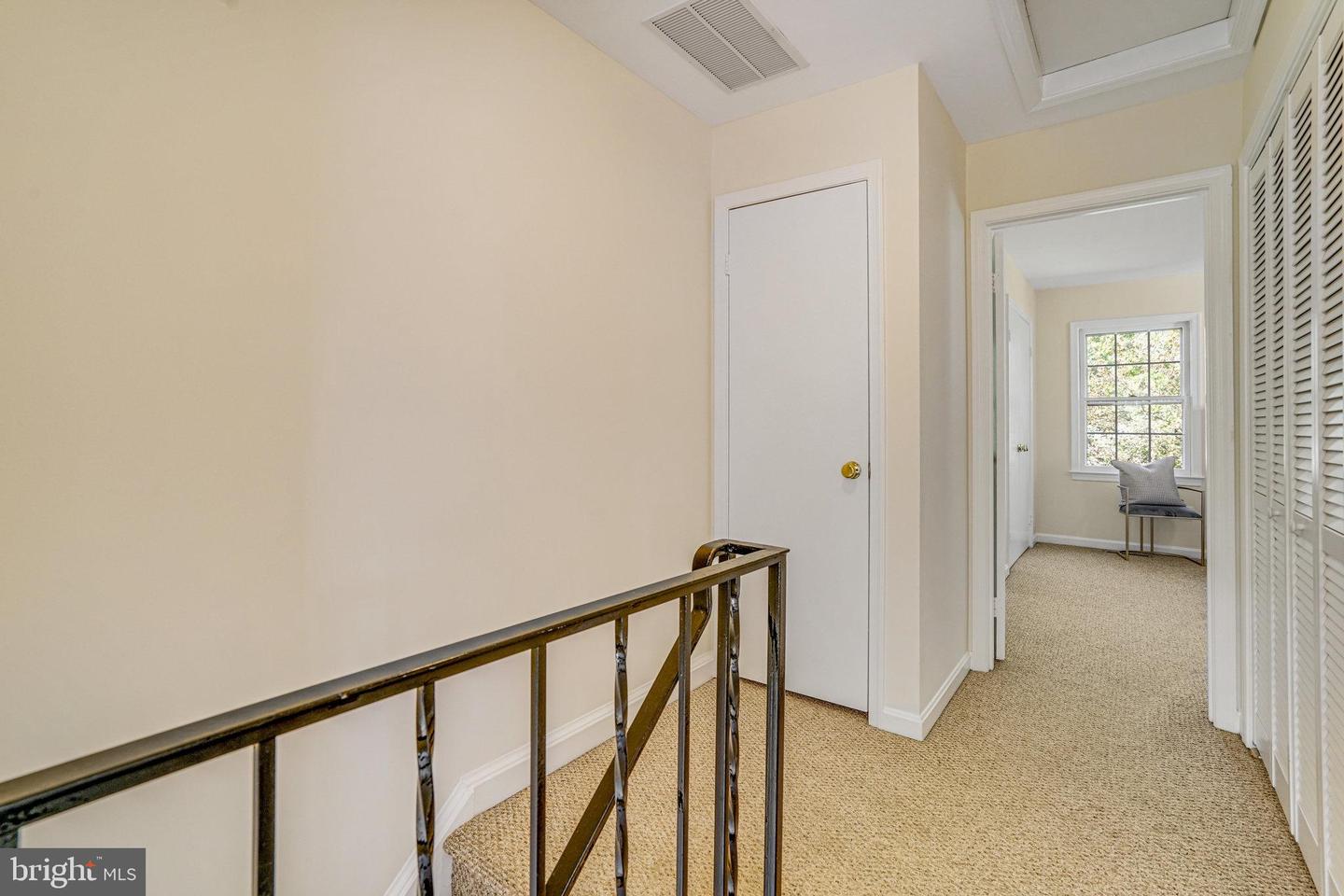 202 LAVERNE AVE, ALEXANDRIA, Virginia 22305, 2 Bedrooms Bedrooms, ,2 BathroomsBathrooms,Residential,For sale,202 LAVERNE AVE,VAAX2038662 MLS # VAAX2038662