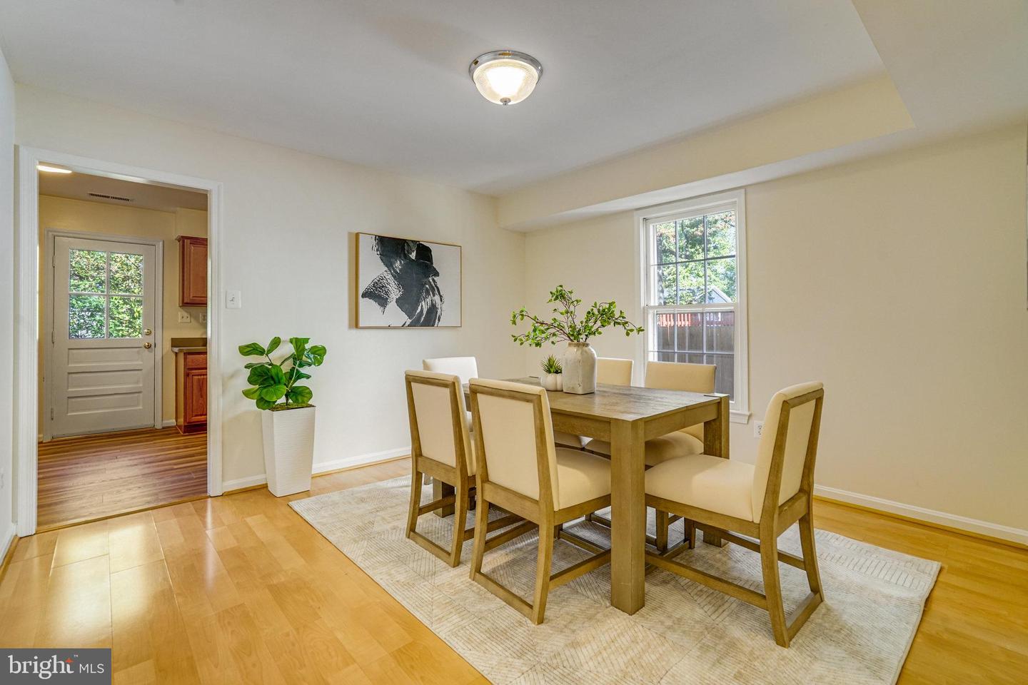 202 LAVERNE AVE, ALEXANDRIA, Virginia 22305, 2 Bedrooms Bedrooms, ,2 BathroomsBathrooms,Residential,For sale,202 LAVERNE AVE,VAAX2038662 MLS # VAAX2038662