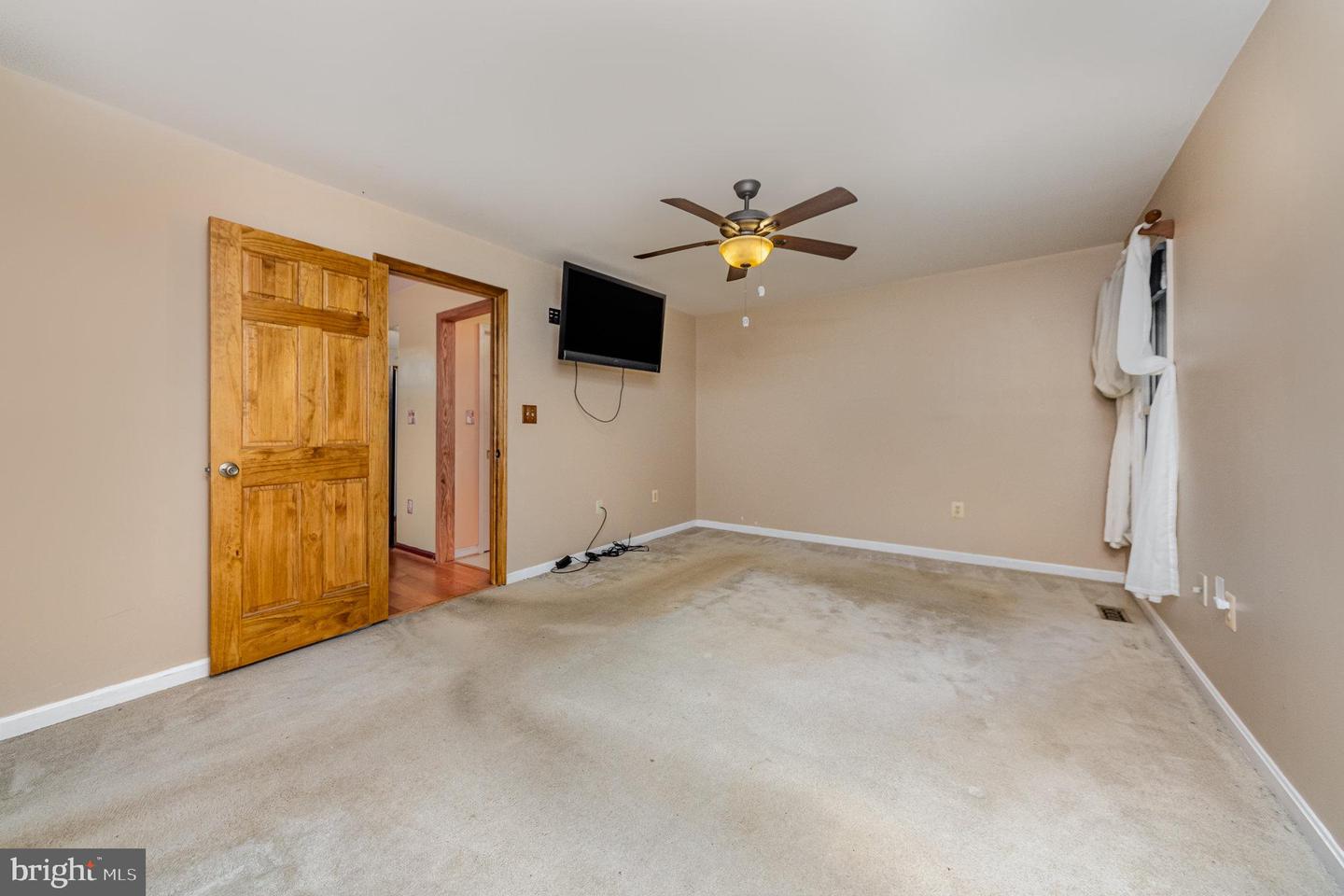 12304 QUARTER CHARGE DR, SPOTSYLVANIA, Virginia 22551, 3 Bedrooms Bedrooms, ,2 BathroomsBathrooms,Residential,For sale,12304 QUARTER CHARGE DR,VASP2028698 MLS # VASP2028698