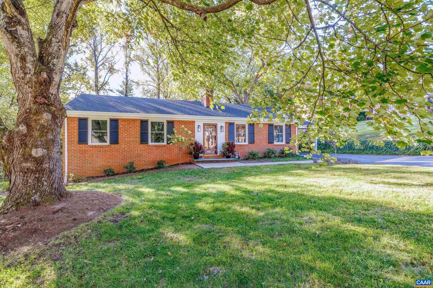 110 DENICE LN, CHARLOTTESVILLE, Virginia 22901, 4 Bedrooms Bedrooms, ,3 BathroomsBathrooms,Residential,For sale,110 DENICE LN,658054 MLS # 658054