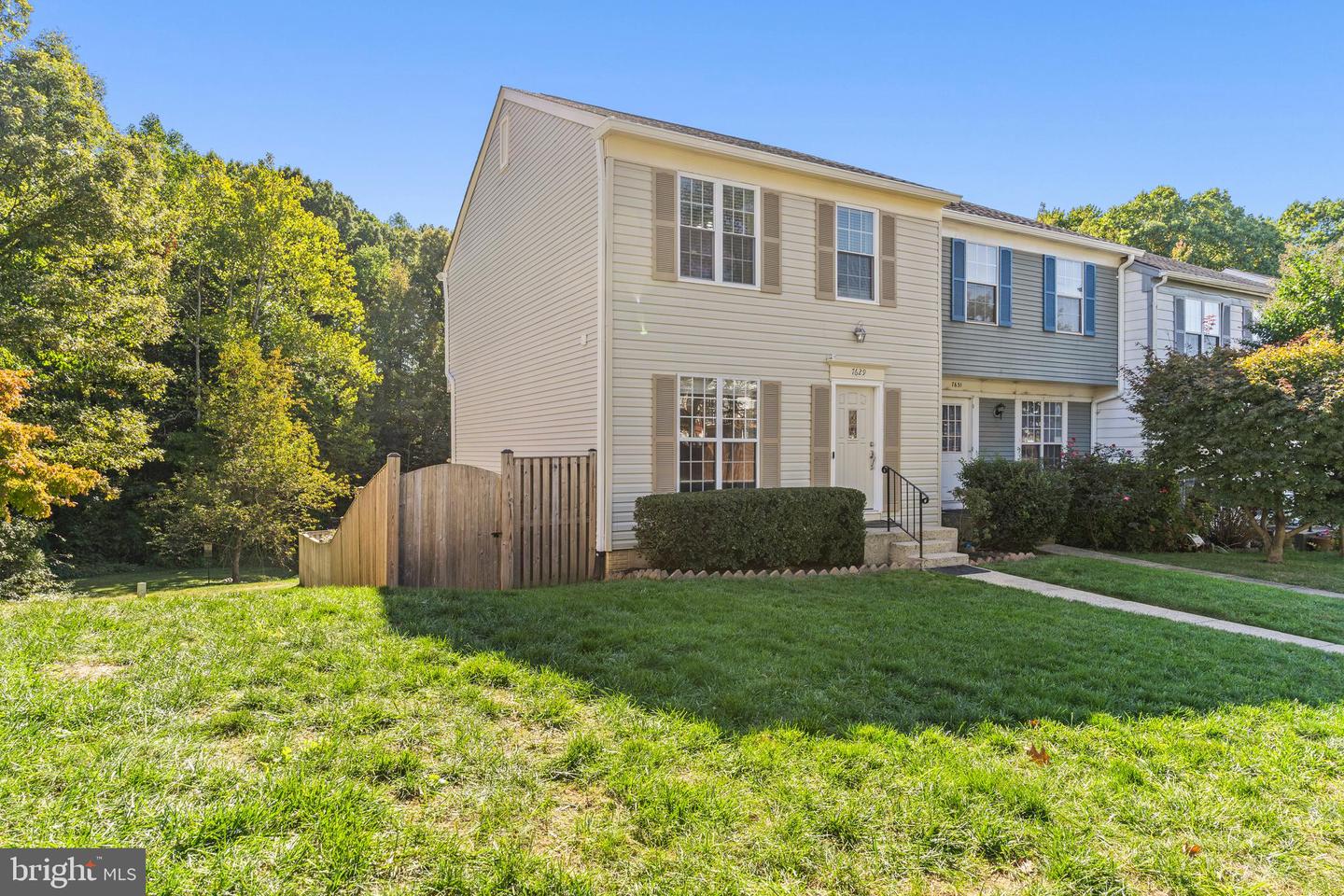 7629 SHEFFIELD VILLAGE LN, LORTON, Virginia 22079, 4 Bedrooms Bedrooms, ,2 BathroomsBathrooms,Residential,For sale,7629 SHEFFIELD VILLAGE LN,VAFX2207428 MLS # VAFX2207428