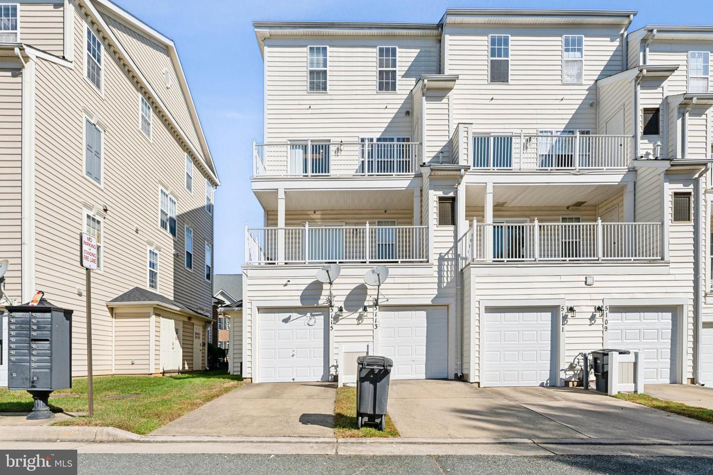 5113 ANCHORSTONE DR #415, WOODBRIDGE, Virginia 22192, 3 Bedrooms Bedrooms, 8 Rooms Rooms,2 BathroomsBathrooms,Residential,For sale,5113 ANCHORSTONE DR #415,VAPW2081940 MLS # VAPW2081940