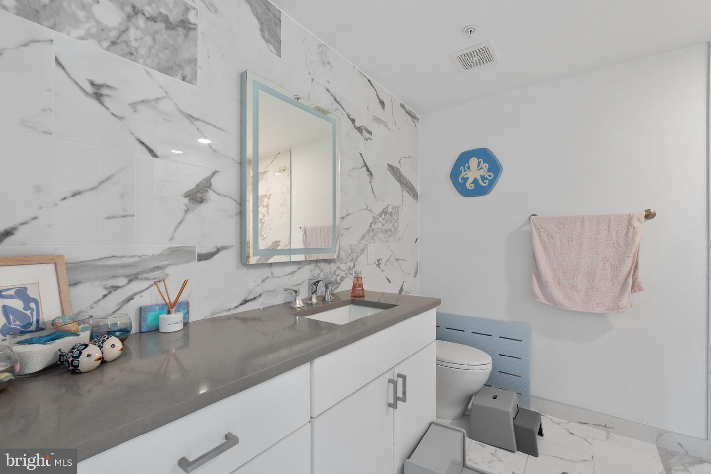 1245 N PIERCE ST #9, ARLINGTON, Virginia 22209, 3 Bedrooms Bedrooms, ,2 BathroomsBathrooms,Residential,For sale,1245 N PIERCE ST #9,VAAR2050062 MLS # VAAR2050062