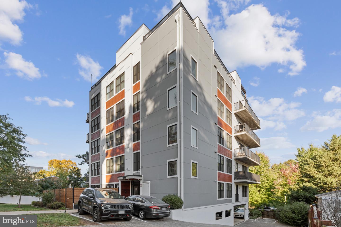 1245 N PIERCE ST #9, ARLINGTON, Virginia 22209, 3 Bedrooms Bedrooms, ,2 BathroomsBathrooms,Residential,For sale,1245 N PIERCE ST #9,VAAR2050062 MLS # VAAR2050062