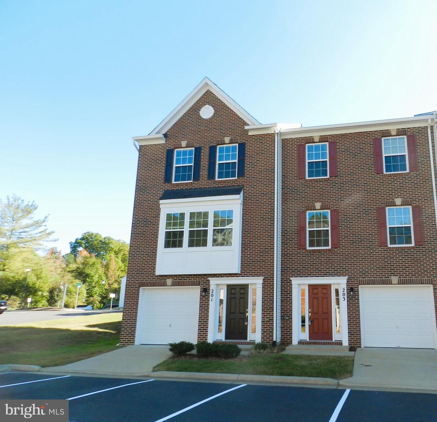 201 DUNDEE PL, FREDERICKSBURG, Virginia 22405, 3 Bedrooms Bedrooms, ,2 BathroomsBathrooms,Residential,For sale,201 DUNDEE PL,VAST2033752 MLS # VAST2033752